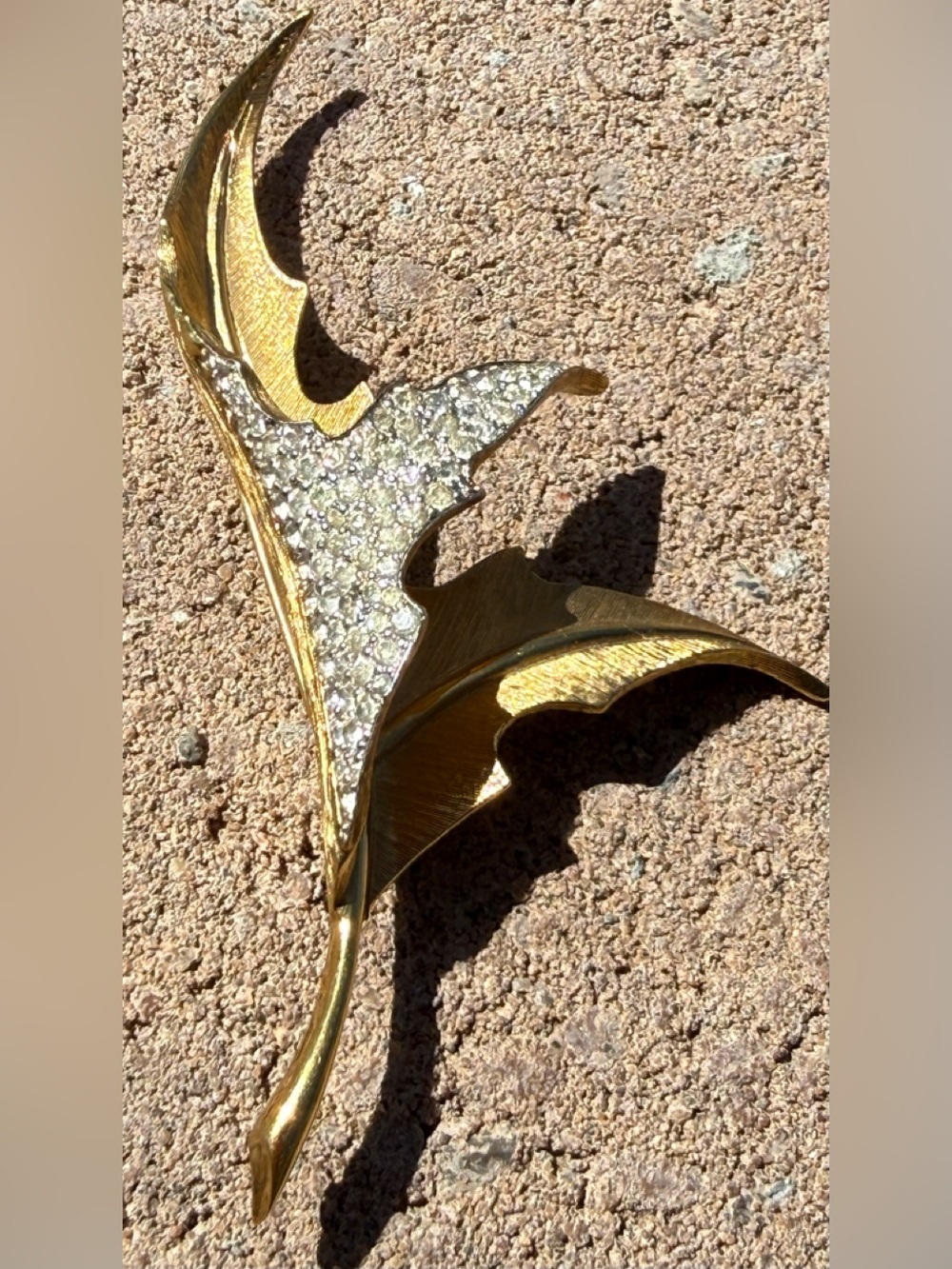 Vintage Jomaz Gold-Tone Figural Leaf  Brooch Pin with Pavé Rhinestone Body